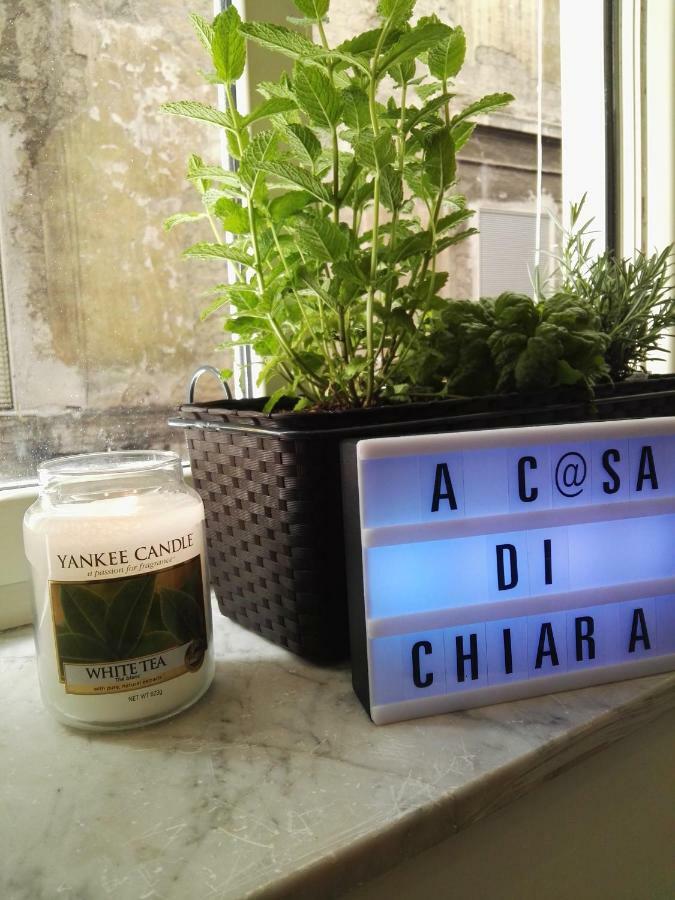 A Casa Di Chiara Appartement Napels Buitenkant foto